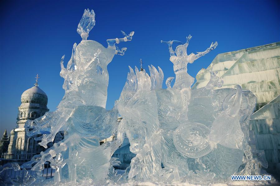 CHINA-HARBIN-ICE SCULPTURE CONTEST (CN)