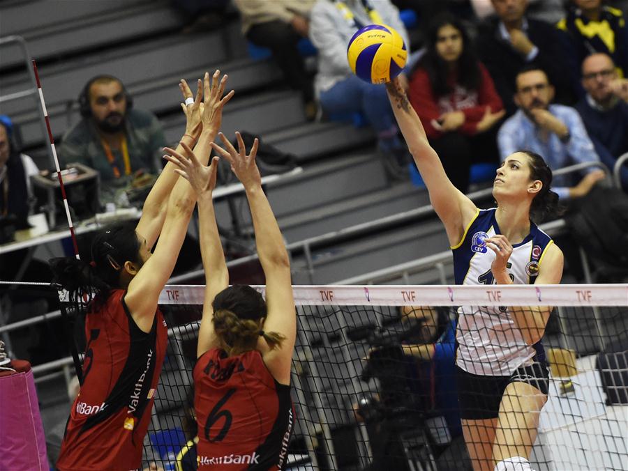 (SP)TURKEY-ISTANBUL-VOLLEYBALL-TURKISH WOMEN LEAGUE-FENERBAHCE VS VAKIFBANK