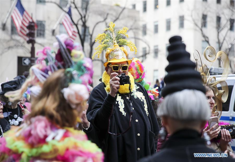 U.S.-NEW YORK-EASTER-BONNET-PARADE