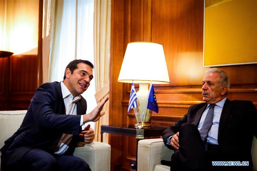 GREECE-ATHENS-POLITIS-MEETING-REFUGEES