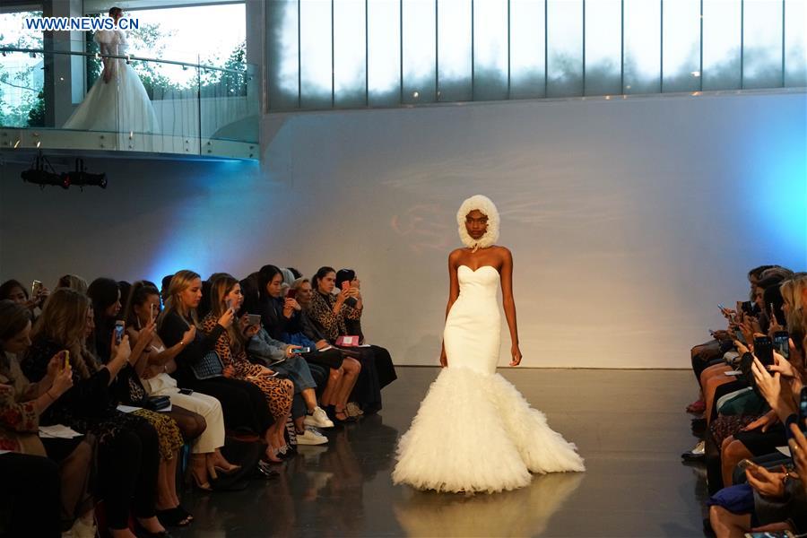 U.S.-NEW YORK-BRIDAL FASHION WEEK-JUESTIN ALEXANDER