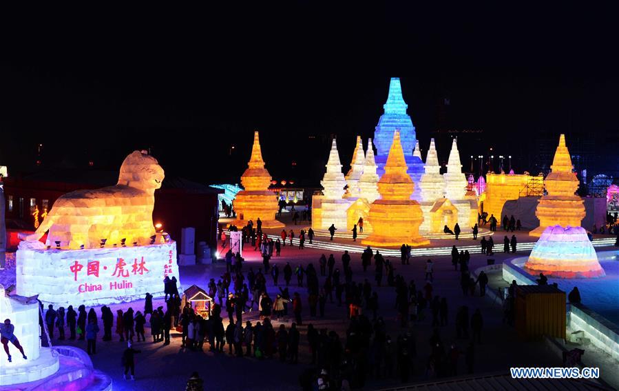 CHINA-ECONOMY-THEME PARK(CN)