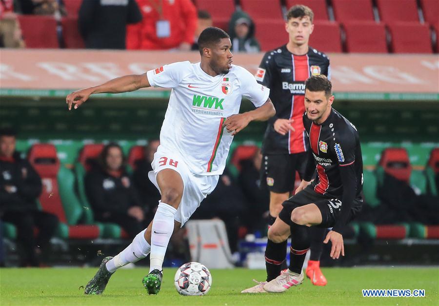 (SP)GERMANY-AUGSBURG-SOCCER-BUNDESLIGA-AUGSBURG VS LEVERKUSEN