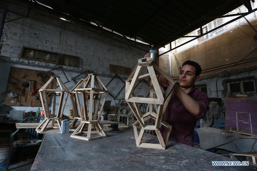 MIDEAST-GAZA CITY-LANTERNS-RAMADAN