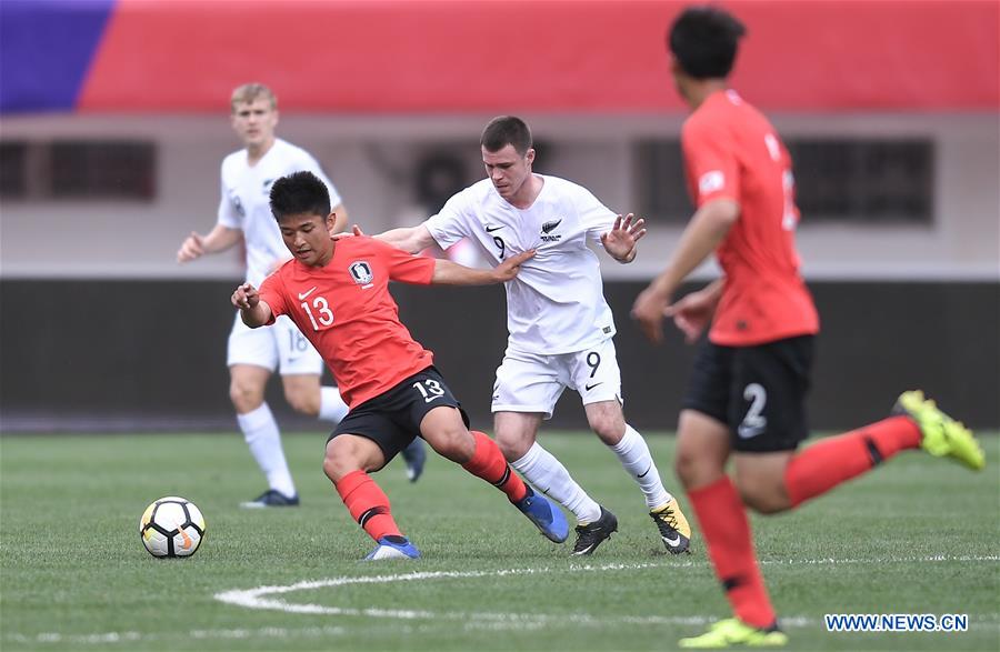 (SP)CHINA-CHENGDU-FOOTBALL-PANDA CUP INTERNATIONAL YOUTH TOURNAMENT-KOR U18 VS NZL U18 (CN)