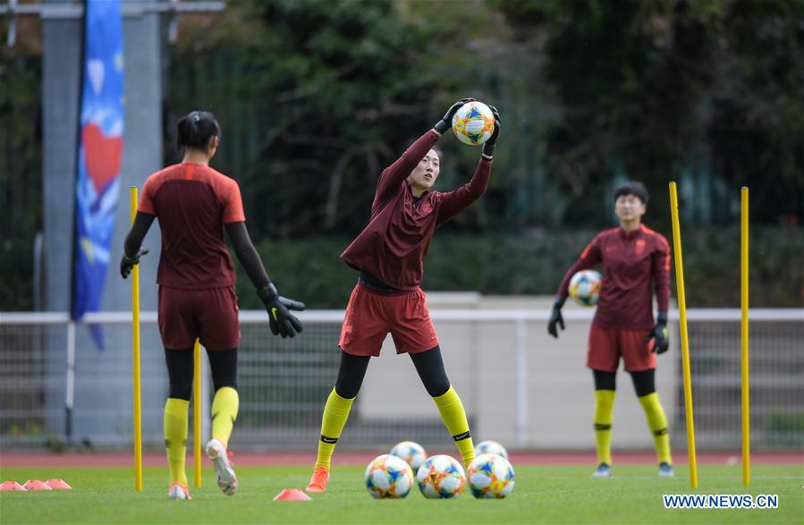 (SP)FRANCE-PARIS-2019 FIFA WOMEN'S WORLD CUP-GROUP B-CHINA-TRAINING SESSION