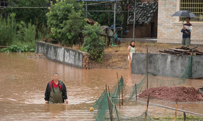 Heavy rains cause flood in east of Hunan Province